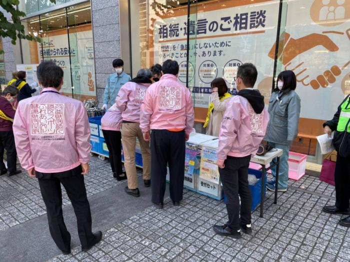 溜池山王駅キャンペーン写真（受付）