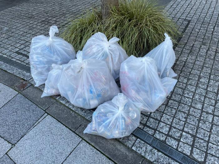 溜池山王駅キャンペーン写真（収集したごみ）