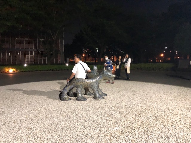 狼ベンチ