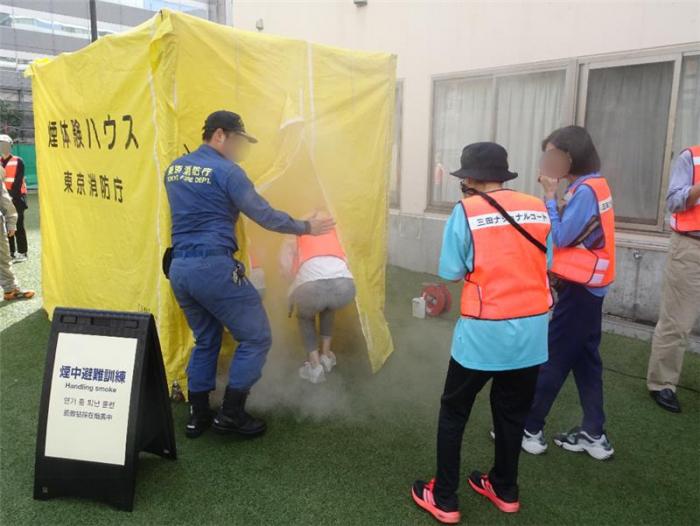 芝浦会場煙中避難訓練