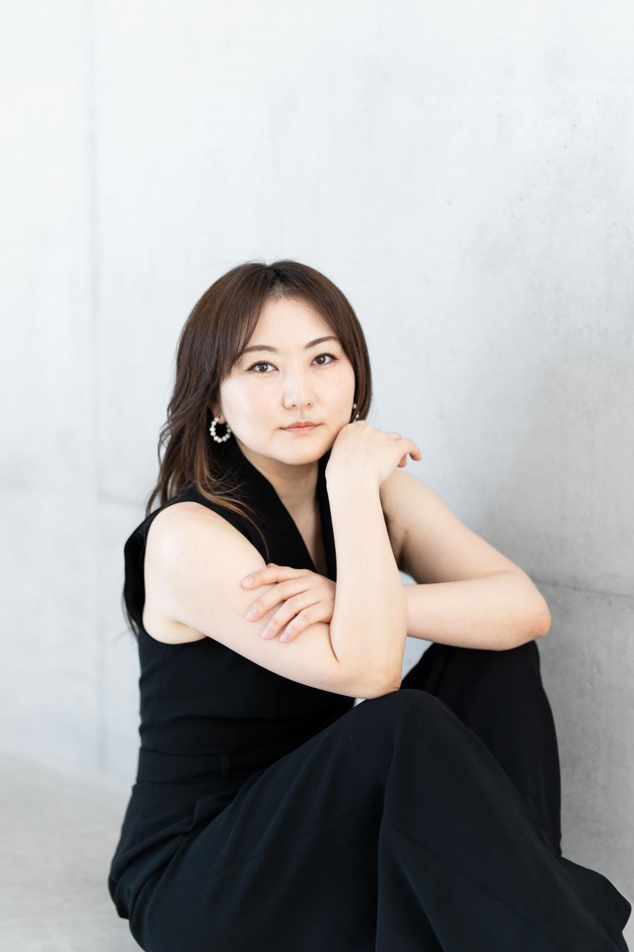 佐藤麻理プロフィール.jpeg