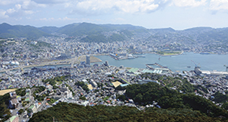 稲佐山から見える海、街並みなど景色の写真