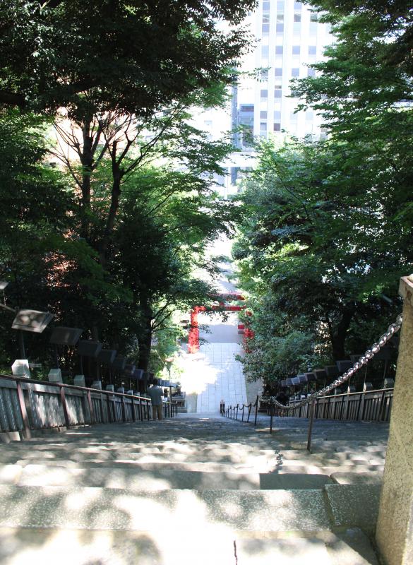 愛宕神社の階段の画像
