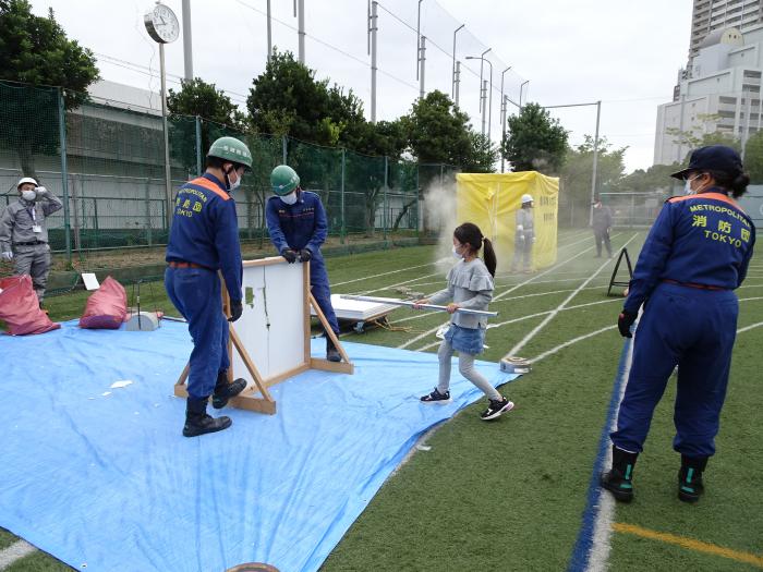 隔壁破壊訓練