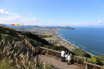 大坂峠からの眺望（提供：東かがわ市）