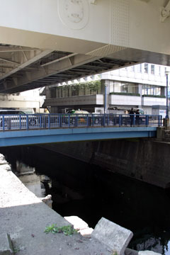 三之橋2