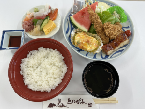 昼食