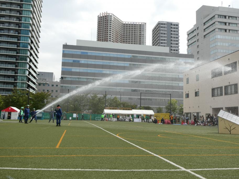 デモンストレーション