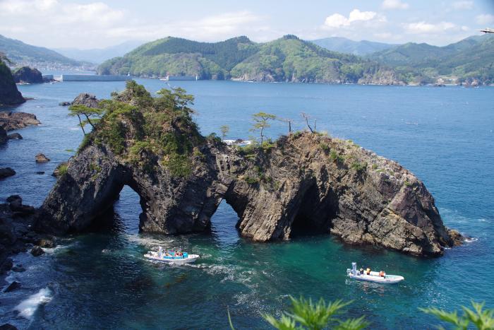 碁石海岸穴通船