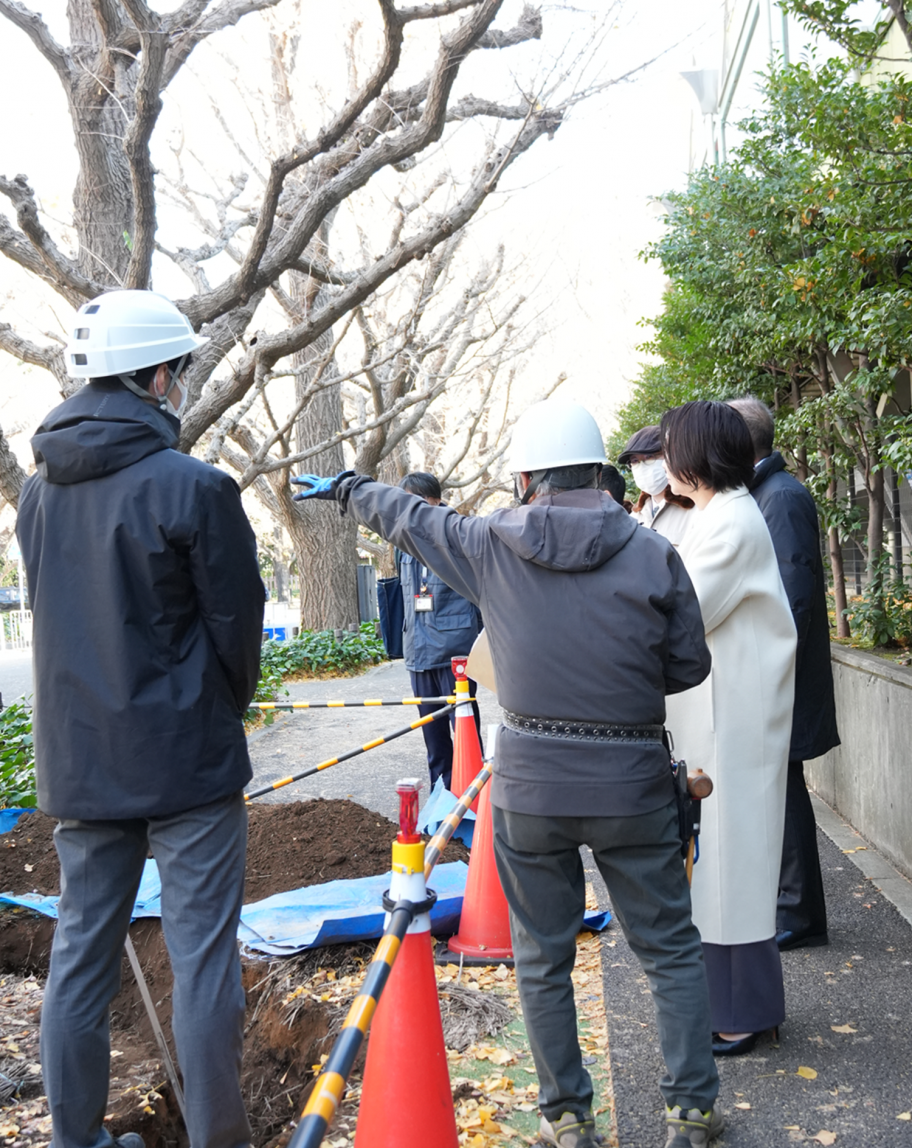 発根状況立ち合いの様子1