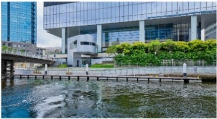 BLUE FRONT SHIBAURA PIER