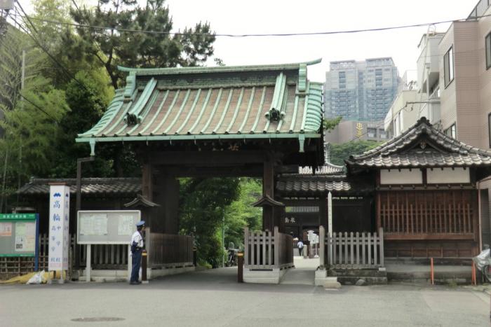 泉岳寺の中門